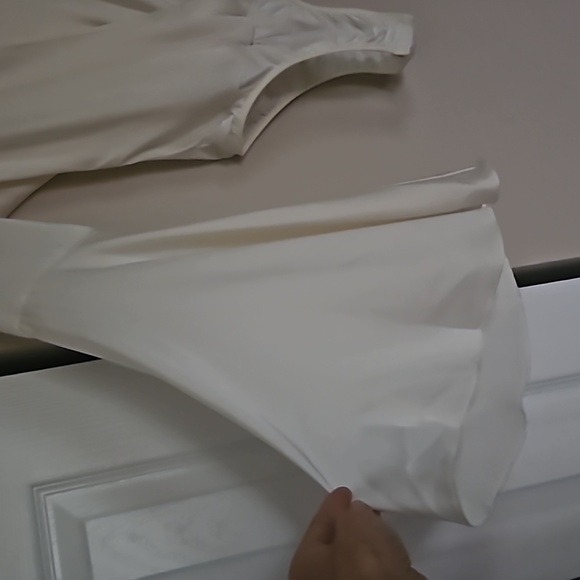 MARCIANO Bodysuit Petal Passion Bell-sleeve Surplice Chest Drapped Collar Ivory - Picture 1 of 13